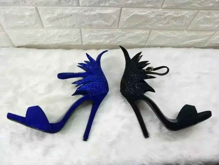 

Реальные фотографии, женские босоножки на высоком каблуке, цвет черный/синий