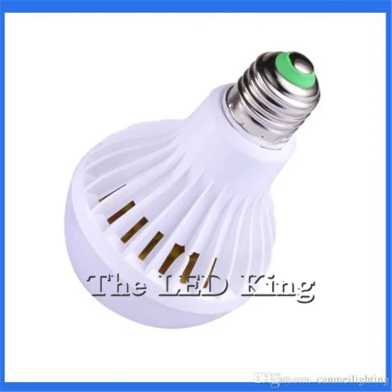 Светодиодная лампа E27 с инфракрасным датчиком движения/звука автоматический