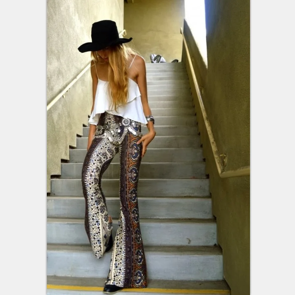

2018 New Arrival Vintage Printing Bell-bottom Trousers Women Casual Black Flare Pants