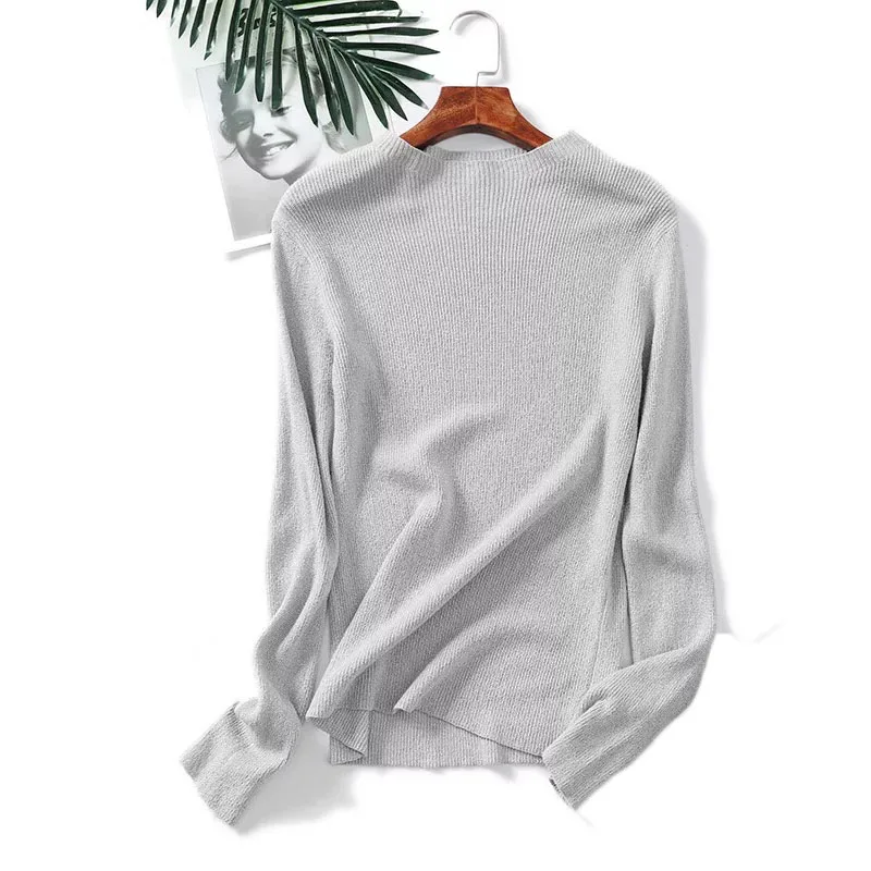 Женский свитер с длинным рукавом серый черный круглым вырезом на осень и зиму 2019 |