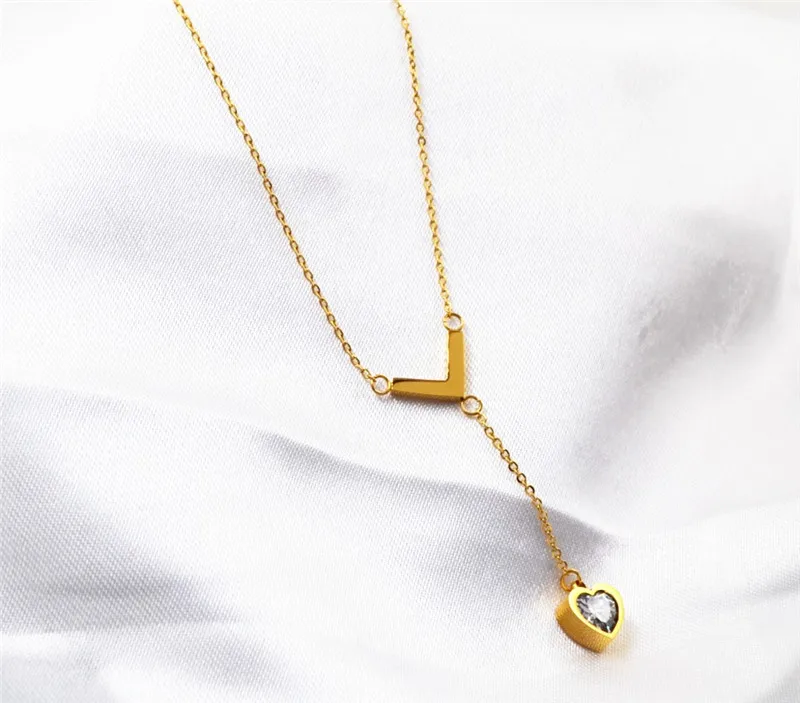 

YUNRUO New Arrival Cubic Zirconia Crystal Heart Pendant Necklace Titanium Steel Rose Gold Color Woman Jewelry Gift for Girl