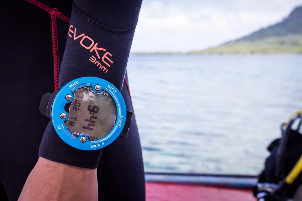 SUUNTO ZOOP NOVO Подводные компьютерные часы водонепроницаемые Подводные погружные компьютерные часы Uter для рекреационных ныряльщиков