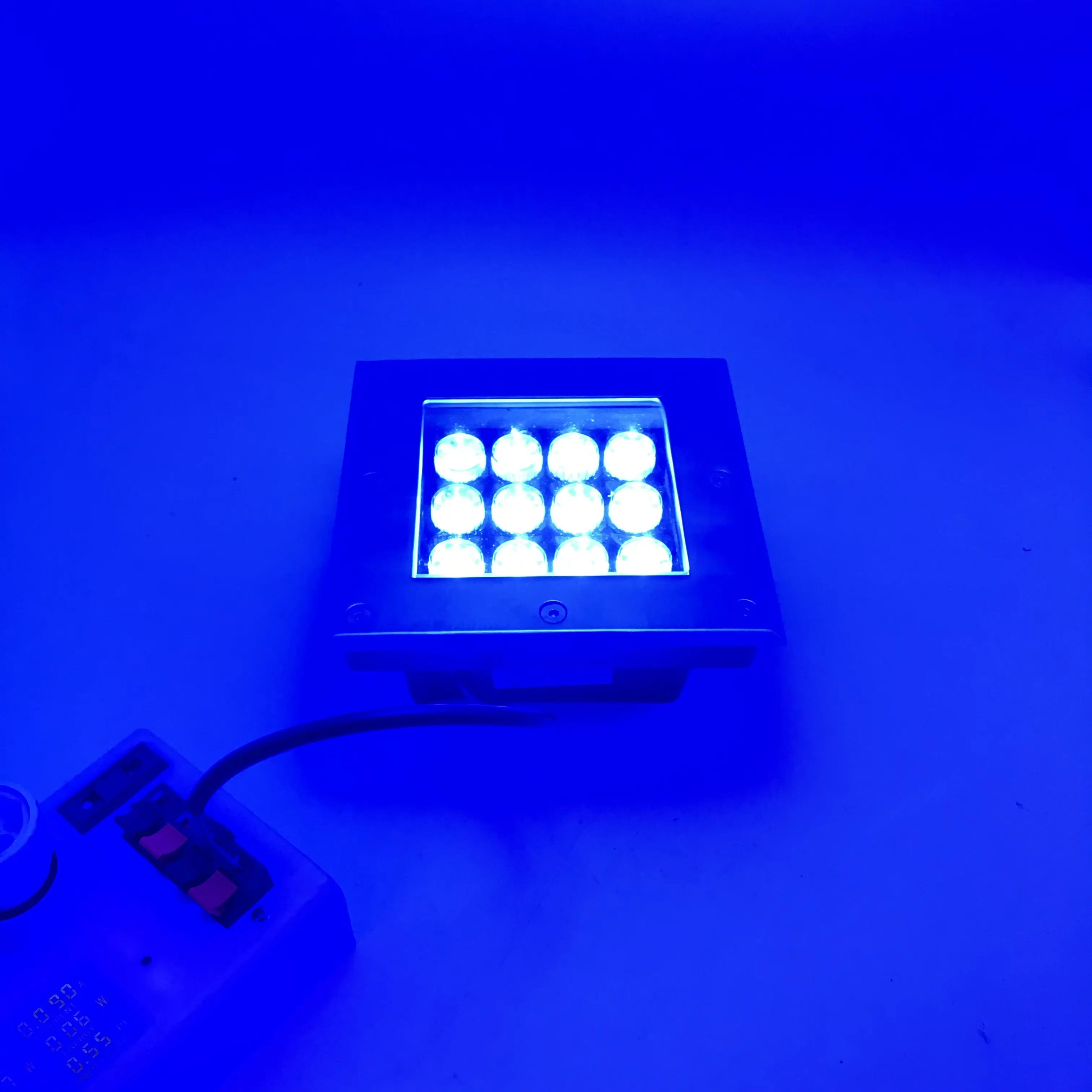 IP65 водонепроницаемый квадратный 4 Вт AC85 265V DC12V светодиодный наружный наземный сад