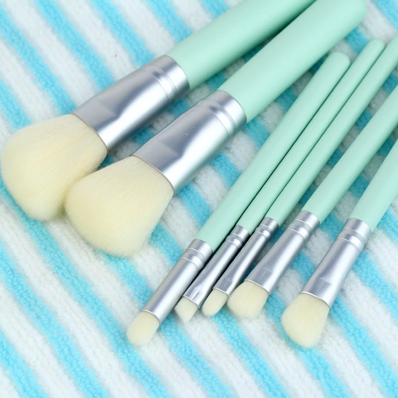 Набор кистей для макияжа начинающих набор из синтетических волос Тональная
