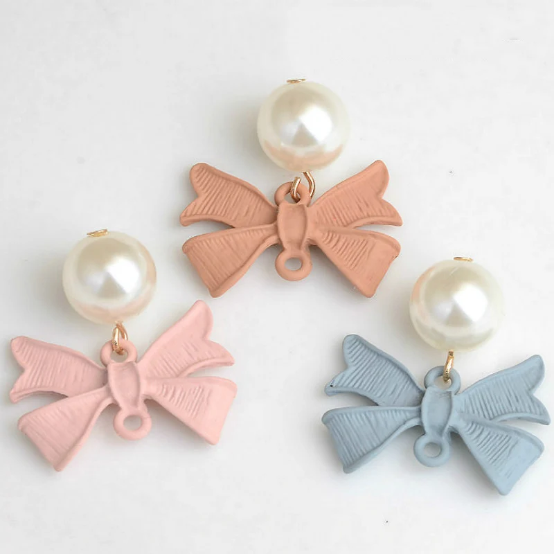 

New Arrival 28*28MM White Round Pearl Charm Decorated Ribbon Knot Bows Pendant Charms Ornament Accessory Fit Bracelet 50PCS