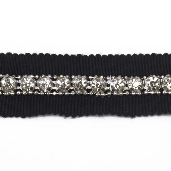 Бусины прозрачные кристаллы стразы отделка украшение кружева искусственная