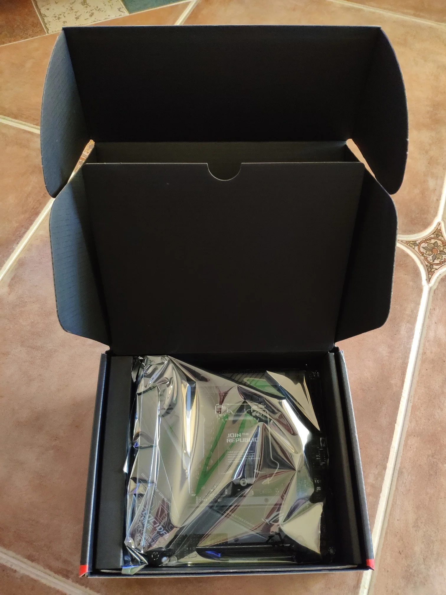 Материнская плата ASUS STRIX Z390-I GAMING ITX Z390 LGA1151 DDR4 PCI-E 3,0 M.2 wifi Mini-ITX