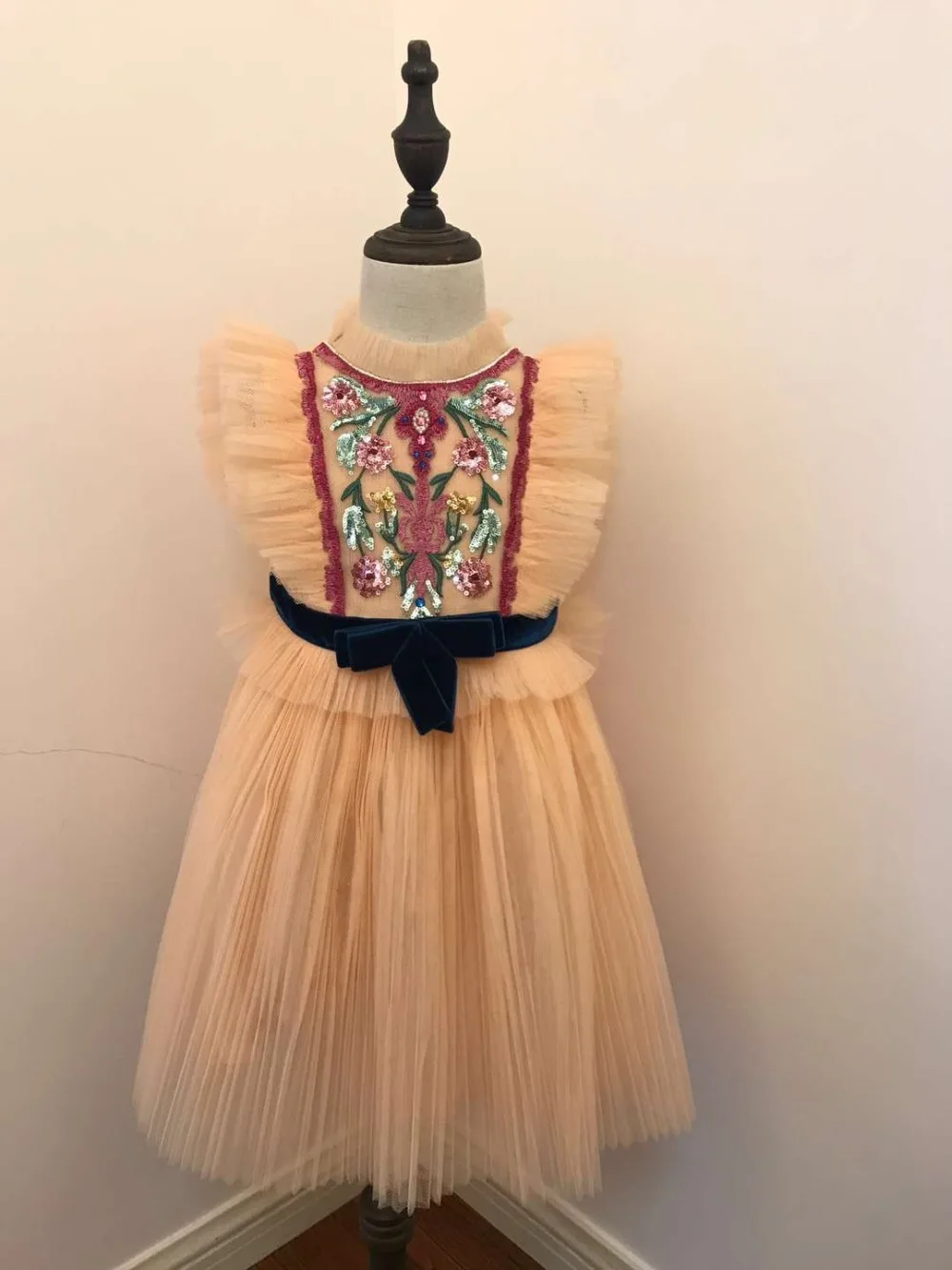 Платье принцессы с вышивкой для девочек вечерние платья на свадьбу лето 2019 |