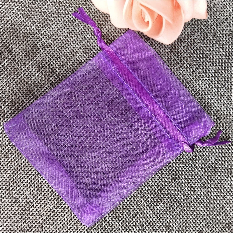 dark purple 50 шт в наборе, подарочные пакеты холст сумка на кулиске из органзы на свадьбу, день рождения, Рождество, вечерние, подарок, ювелирное изделие Упаковка Мешки 6X8 см 5z - Цвет: dark purple
