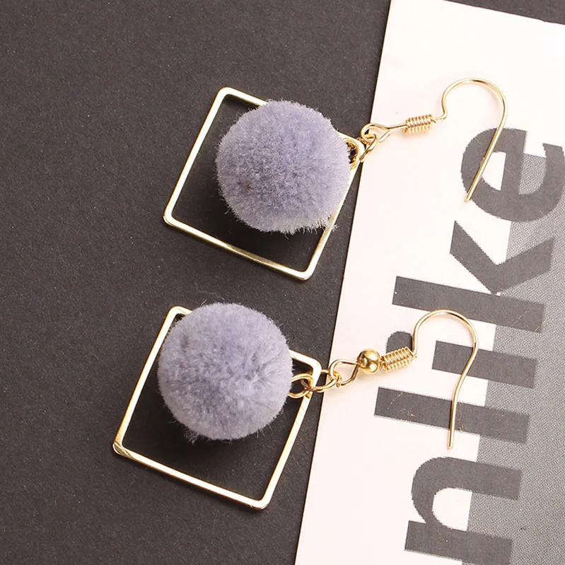Женские Висячие серьги сплав геометрические хлопок меховой шар висячие