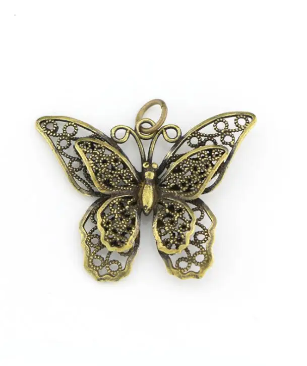 

Collectable Chinese Pure Brass Carved Animal Beautiful Butterfly Exquisite Small Pendant Statues