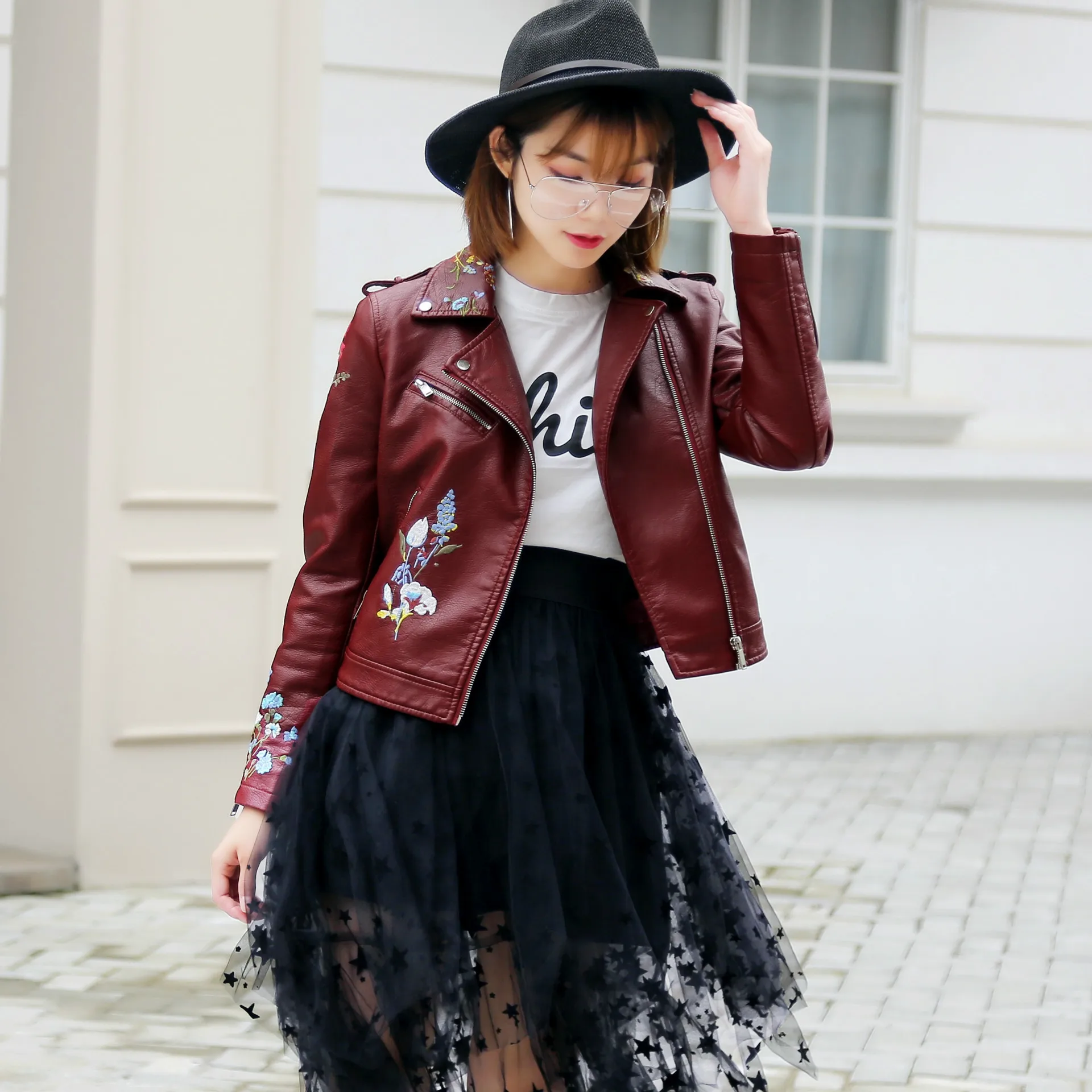 Новинка осени 2017 женские короткие кожаные куртки с отворотом Женская