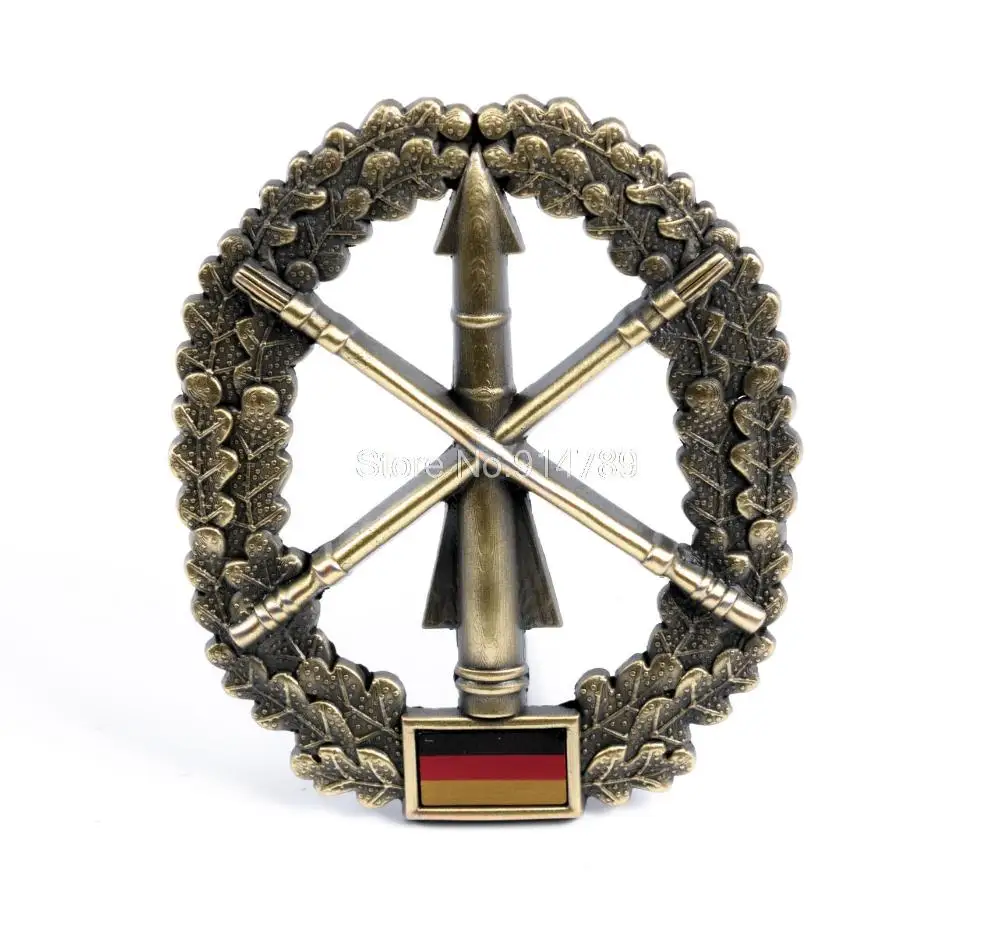 

GERMAN MILITARY ARMY ACTIVE DUTY ANTI-AIRCRAFT BERET CAP HAT BADGE