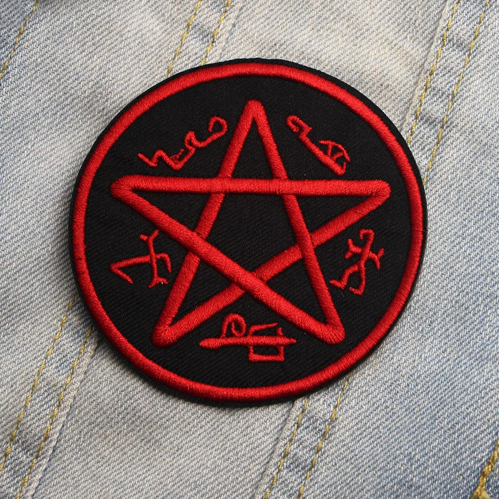 

Supernatural SPN rune Embroidered Iron on Patches para Clothing Clothes Appliques jersey wallet bag shoes badges Stickers E0097