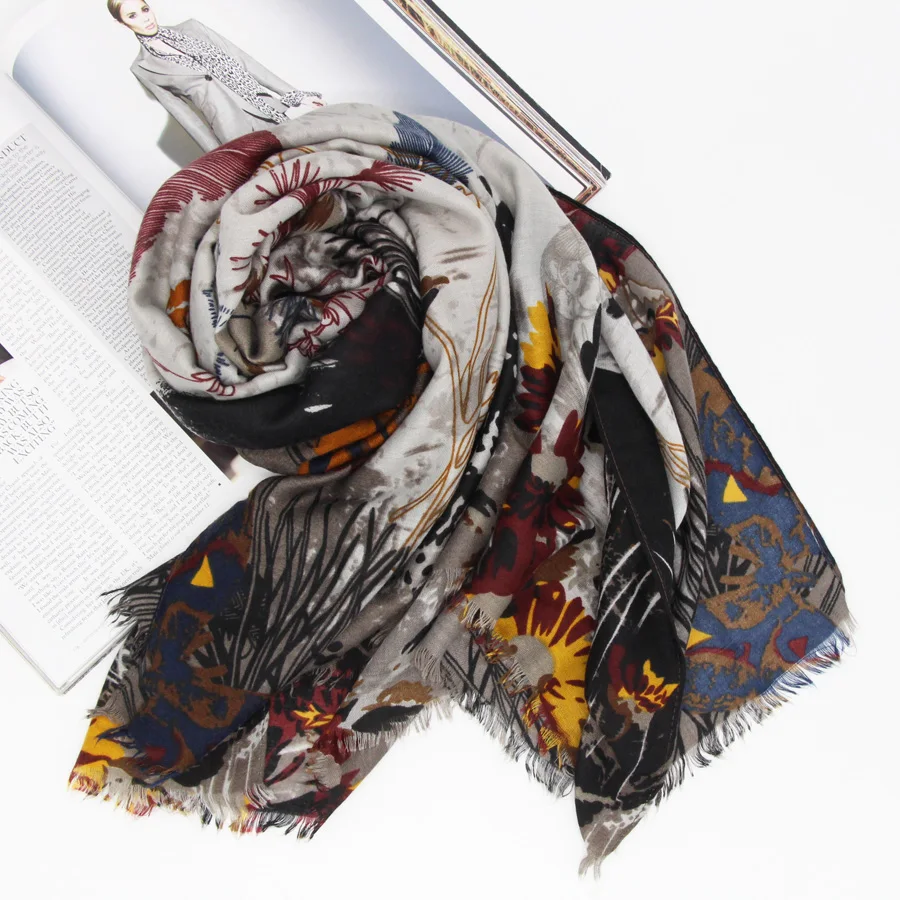 

Animal feather printing floral winter autumn women fashion scarf lightweight scarf cotton foulard bandana black LL180438