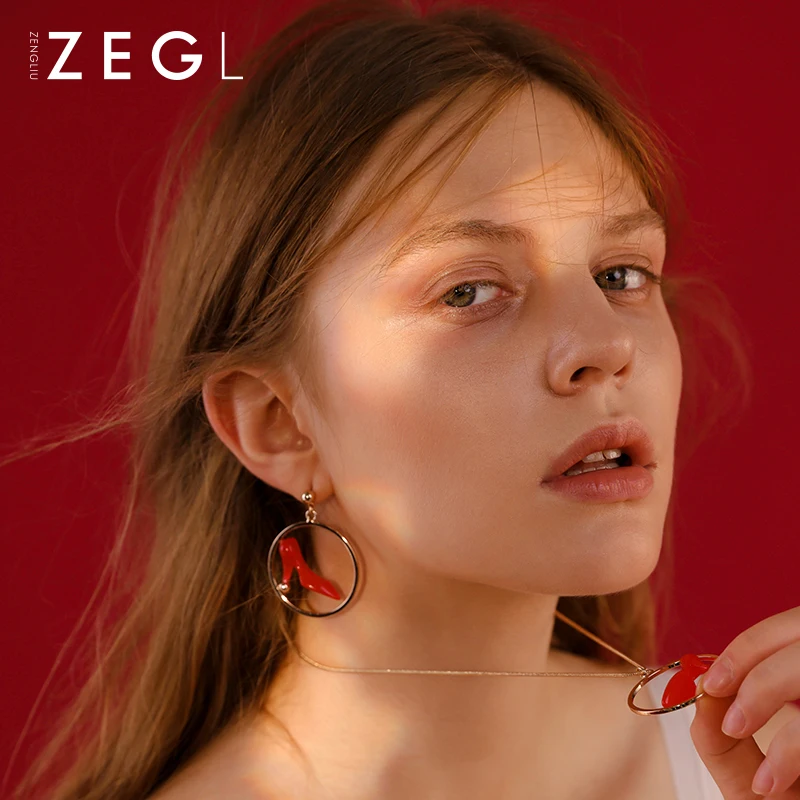 Женские дизайнерские серьги ZEGL красные на высоком каблуке с длинной подвеской и