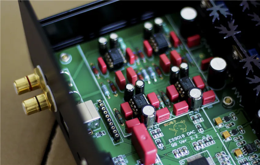Q8 Ver2.2 ES9028 DAC ES9028PRO HiFi аудио декодер законченный в чехол 110 В/115 В/120 в