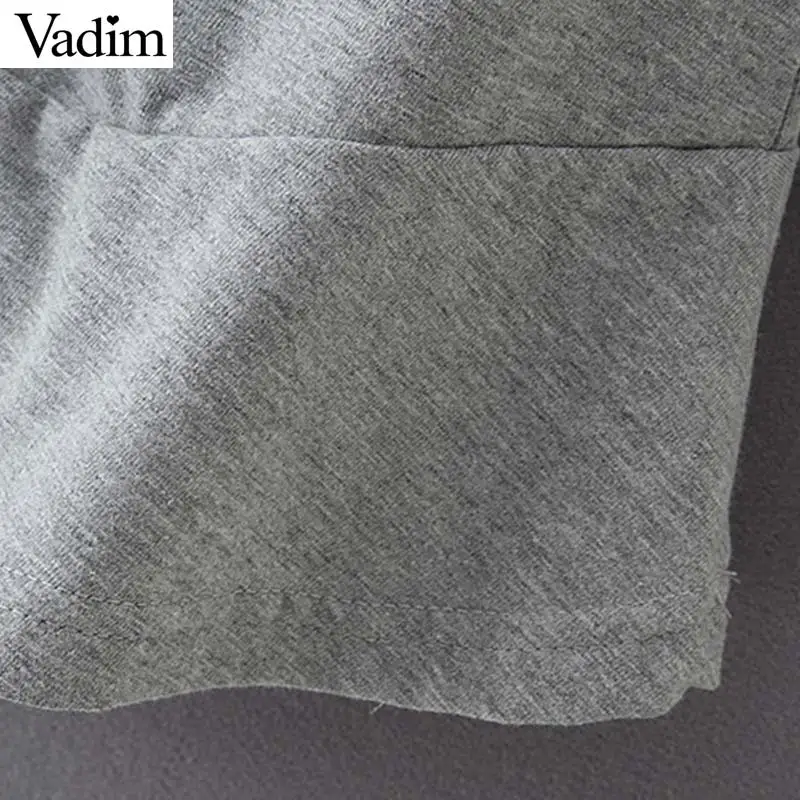 Женское элегантное платье vadim однотонное мини-платье с круглым вырезом коротким