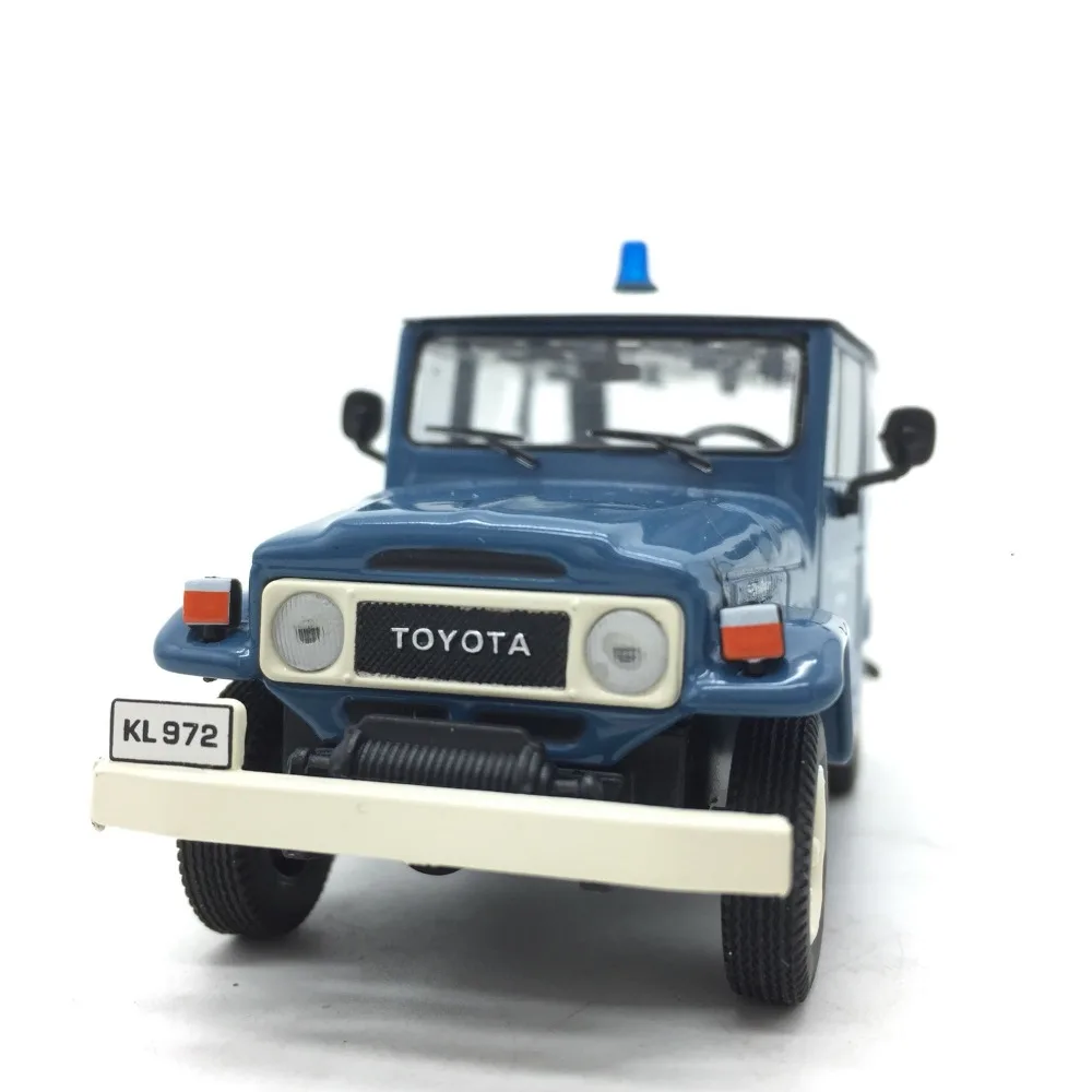Модель автомобиля из 1/43 сплава для Toyota Land Cruiser длина 9 см