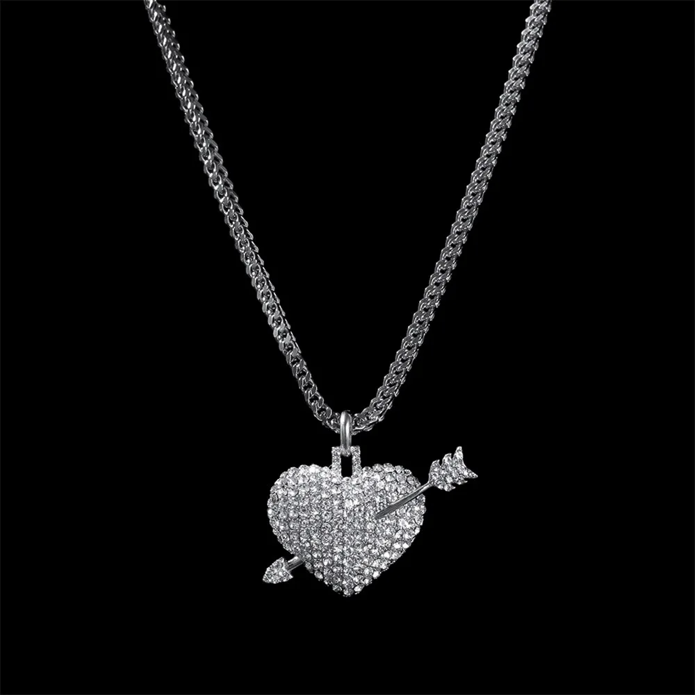 Silver TBTK сердце с одной стрелой кулон проложили украшения с камнями и стразами Роскошный Шарм ювелирные изделия травмированное сердце в стиле панк подарки унисекс - Окраска металла: Silver
