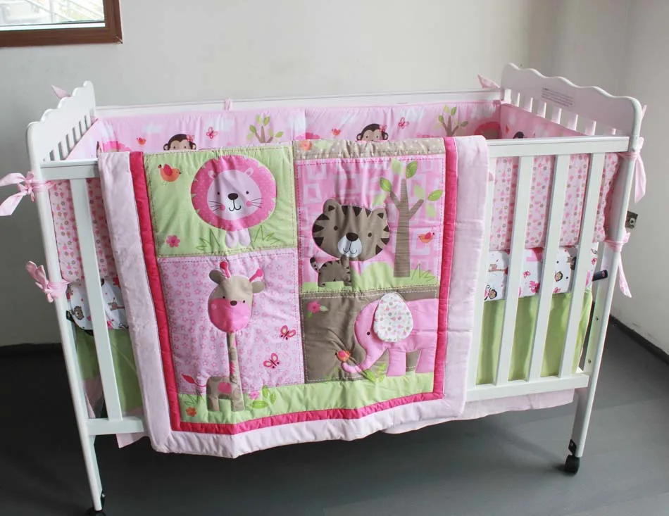 

7PCS embroidery Baby cradle bedding set cunas crib Quilt Sheet ropa de cuna (4bumper+duvet+bed cover+bed skirt)