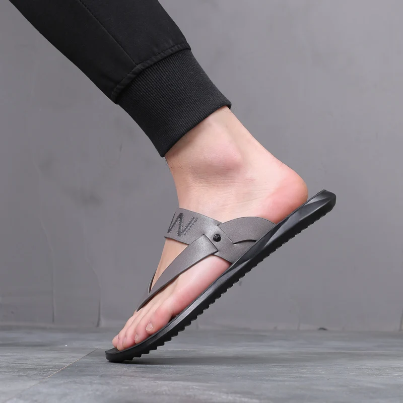 Модные Для мужчин Вьетнамки летние туфли для мальчиков тапочки кожа натуральная