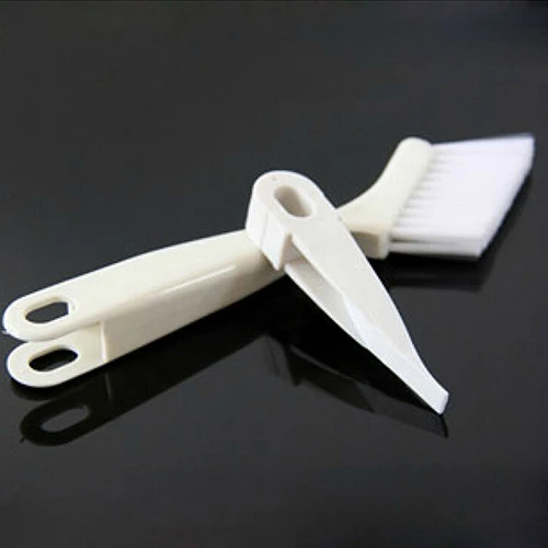 Многофункциональная щетка 2 в 1 для чистки стекол и дорожек с клавиатурой