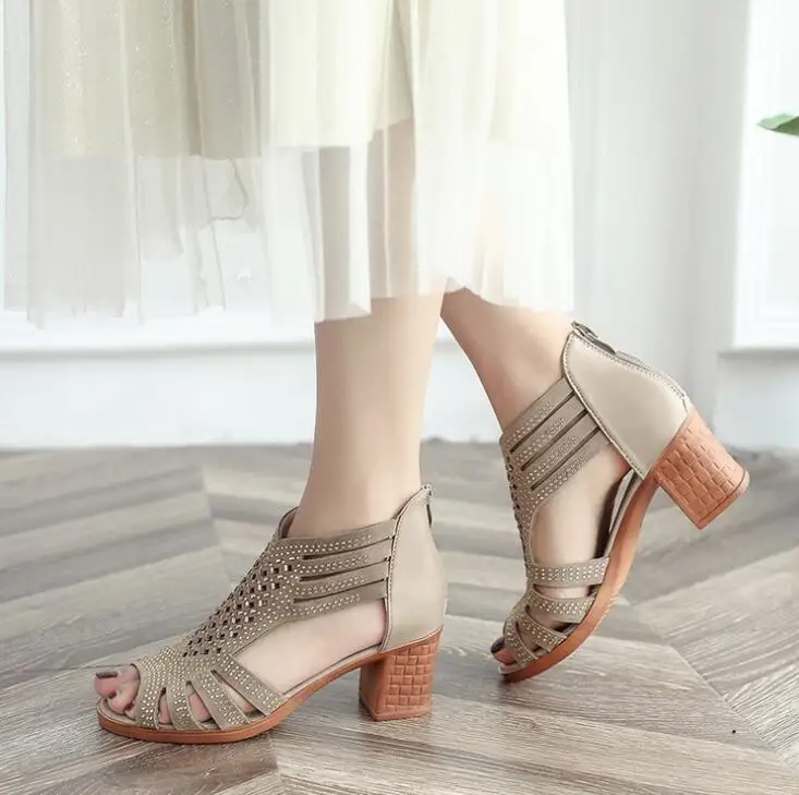 Сандалии-гладиаторы XDA женские на высоком каблуке босоножки молнии модные летние