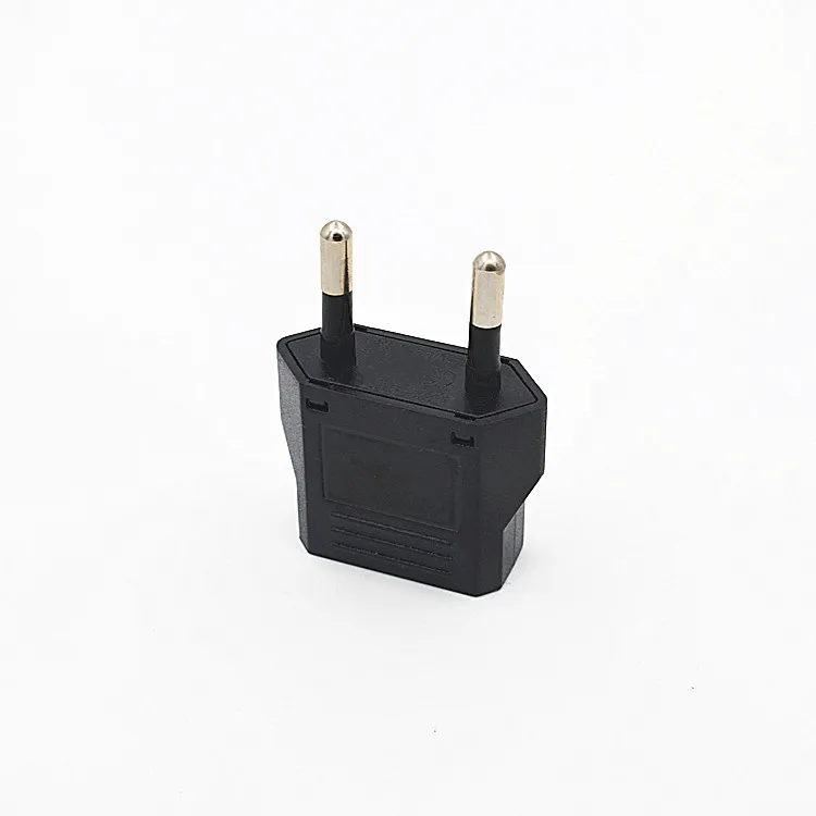 Переходник с американской на европейскую розетку дорожный адаптер питания