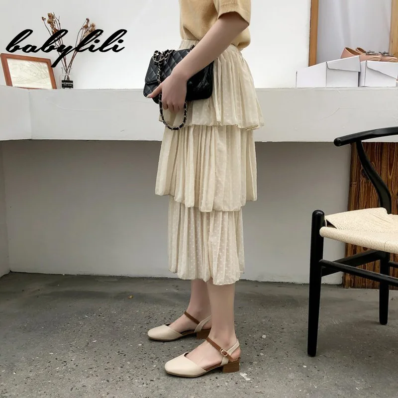 Женские босоножки с закрытым носком Новинка лета 2019 года на квадратном каблуке