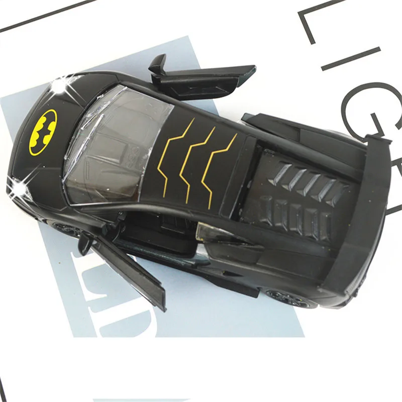 Горячая 1:36 Масштаб колеса deicast автомобиль dc Супер Герои Бэтмен ламбор Гальярдо