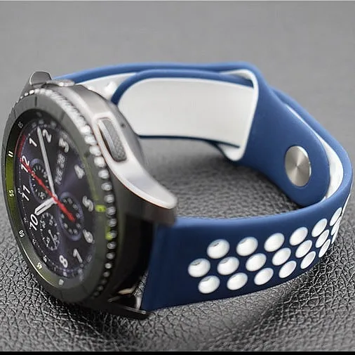 Спортивный силиконовый браслет ремешок для часов Samsung Gear S3 классический 22 мм
