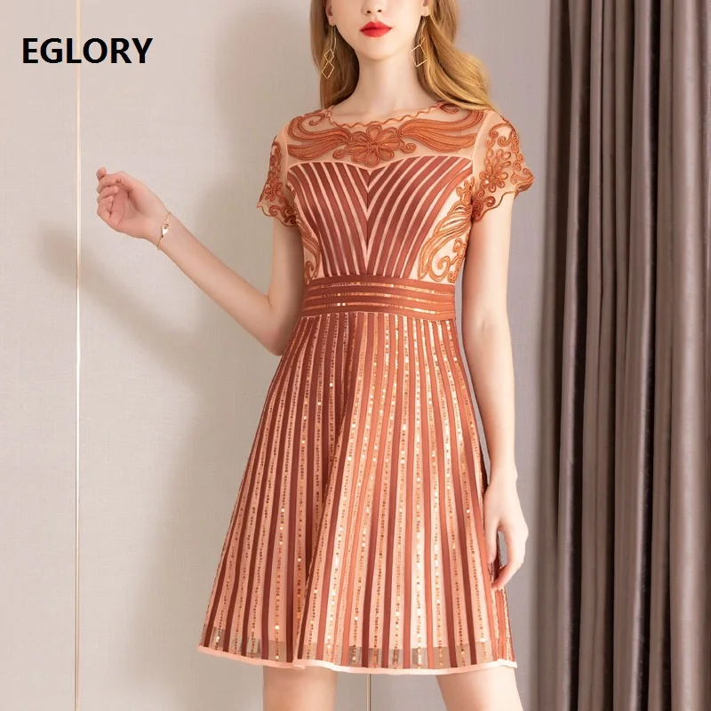 

Sequined Dress 2019 Summer Fashion Club Evening Short Dresss Women Sexy Sheer Mesh Embroidery Patchwork Striped Dress Slim Party