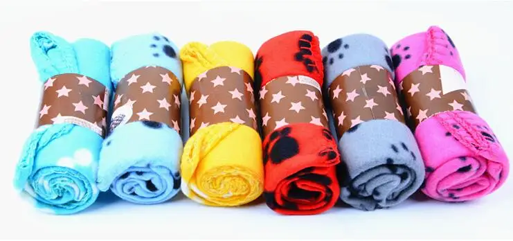 

ETHIN Cute Pets Mat Soft Warm Flannel Pet Blanket Dog Cat Puppy Bed Sofa Pet bed cover Supplies