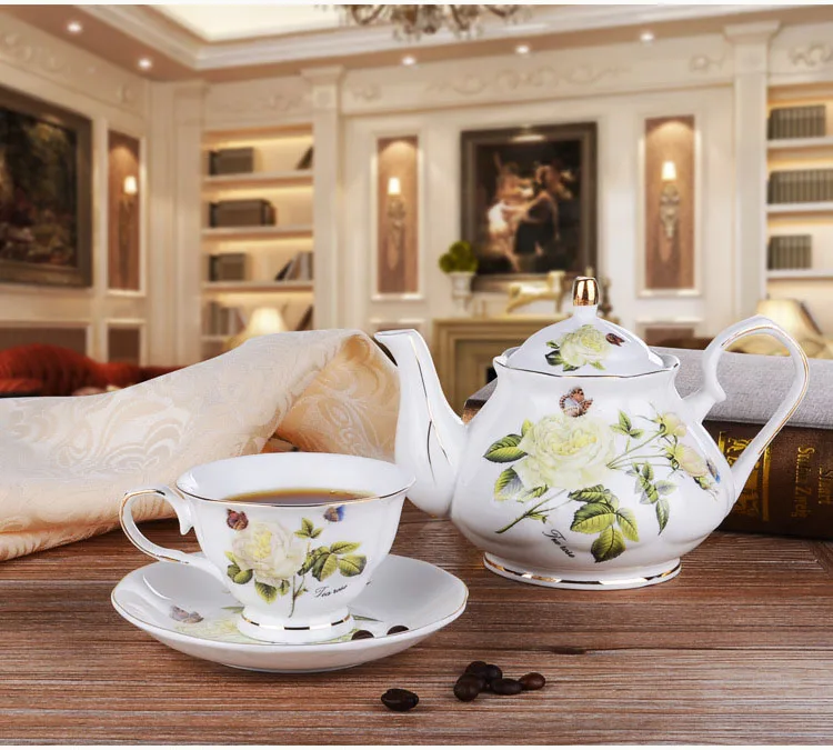 Выберите Британский Royal Bone China Кофе чашки Керамика Чай чашка и блюдце расширенный набор фарфоровая чашка для подарка, три цвета доступны