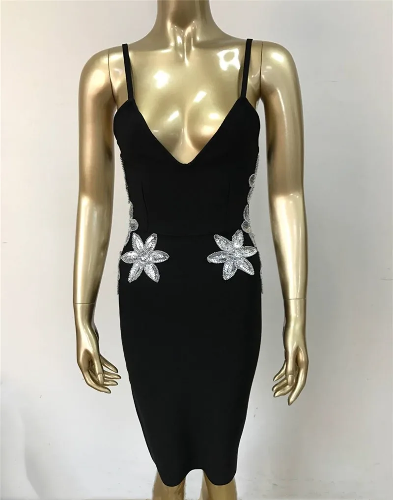 Оптовая продажа 2018 новое платье с V-образным вырезом Аппликации черное белое