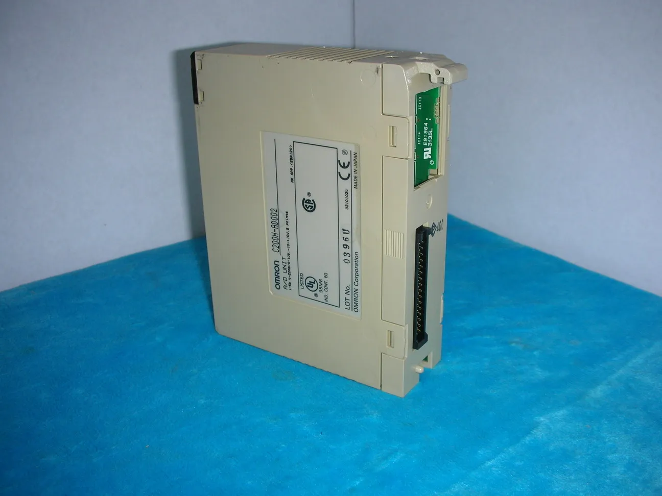 OMRON PLC программируемый логический контроллер C200H AD002|controller control|controller programmablecontroller