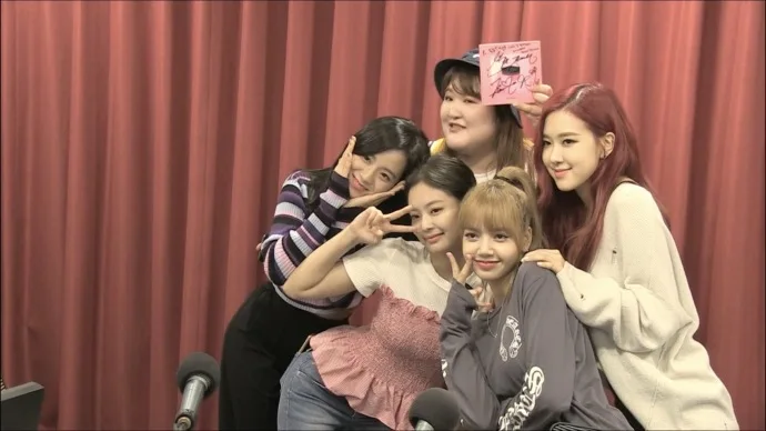 Modis корейский стиль kpop blackpink jennie лето для женщин оборками лоскутное короткие kawaii футболка femme croped Топы mujer уличная одежда