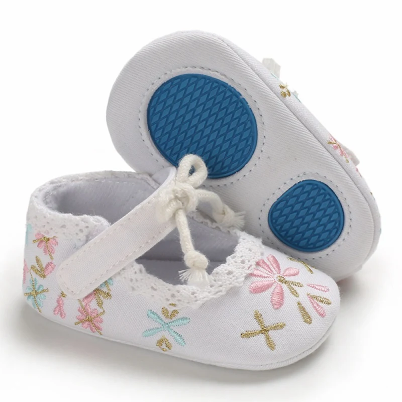 

Lovely Floral Newborn Baby First Walkers Toddler Girl Crib Shoes Embroidery Baby Shoes 0-18M Pram Soft Sole Prewalker