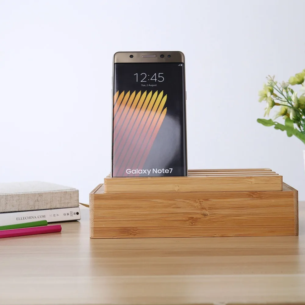 4 портовая деревянная зарядная станция с короткими кабелями|Зарядные устройства