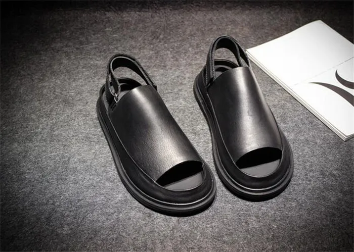 Кожаные сандалии; модная повседневная обувь в стиле ретро; Простые повседневные мужские римские сандалии с открытым носком; кожаные мужские сандалии