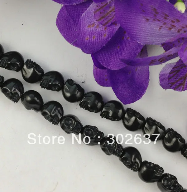 

FREE SHIPPING 3 Strands of 40 pcs black skull acrylic beads #22633