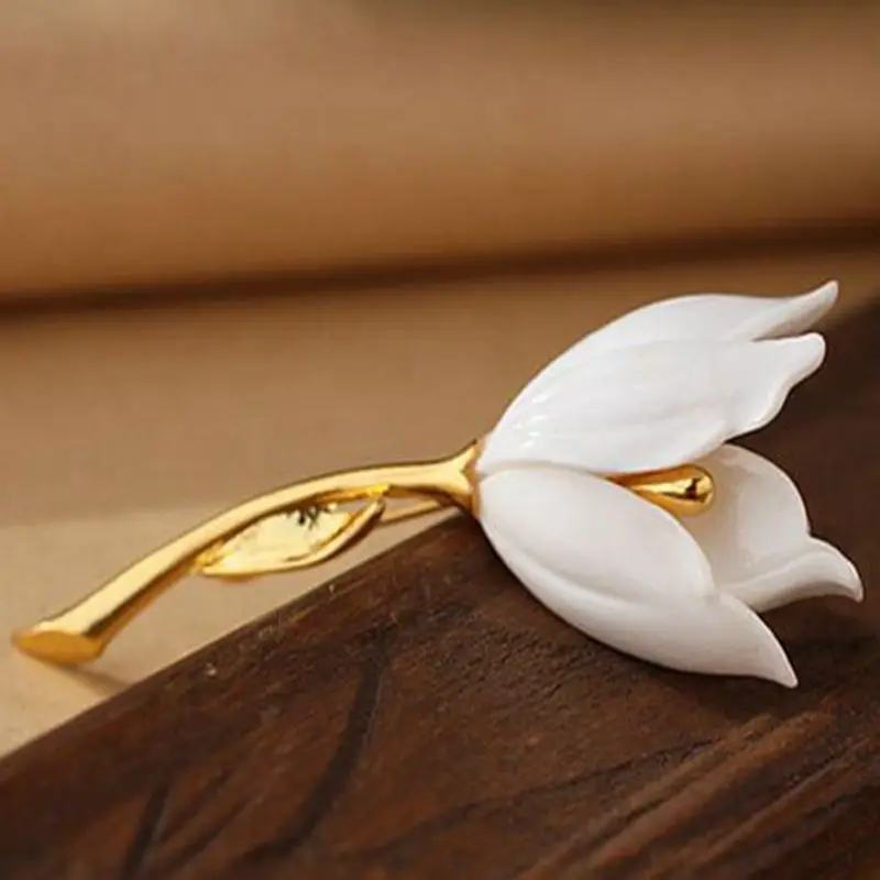 Europa moda ristabilisce antichi белый тюльпан spilla pin Femmina catena sciarpe accessori fibbia Una spilla