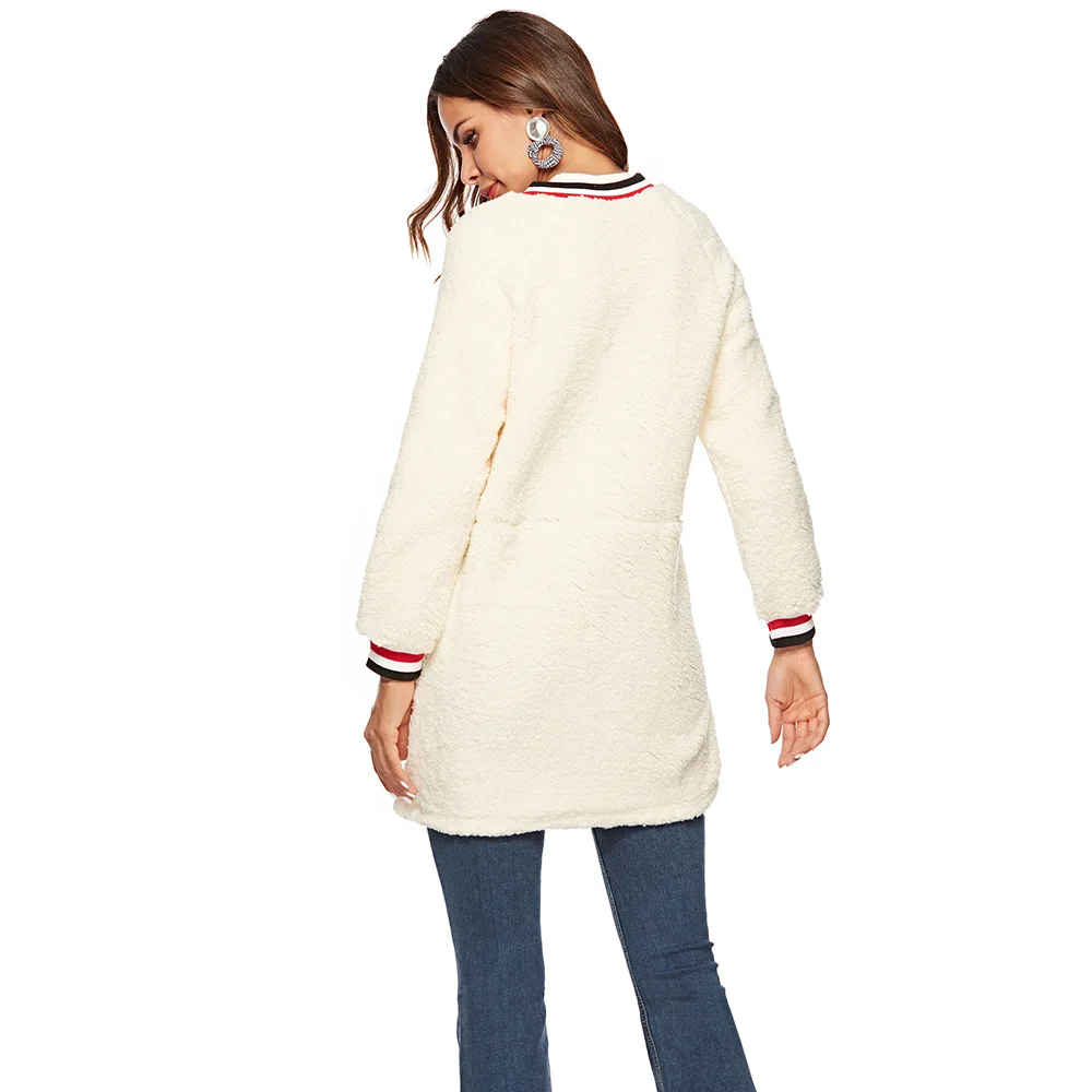 Женское пальто из искусственного меха SharVell эластичное в полоску с манжетами +