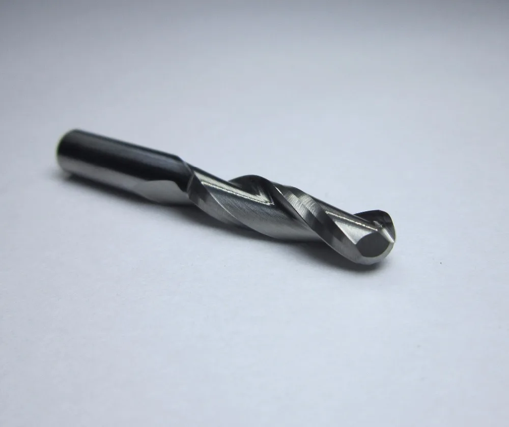 Концевые фрезы из карбида вольфрама для работ по дереву Ø 6 мм режущие 22 6*22*45