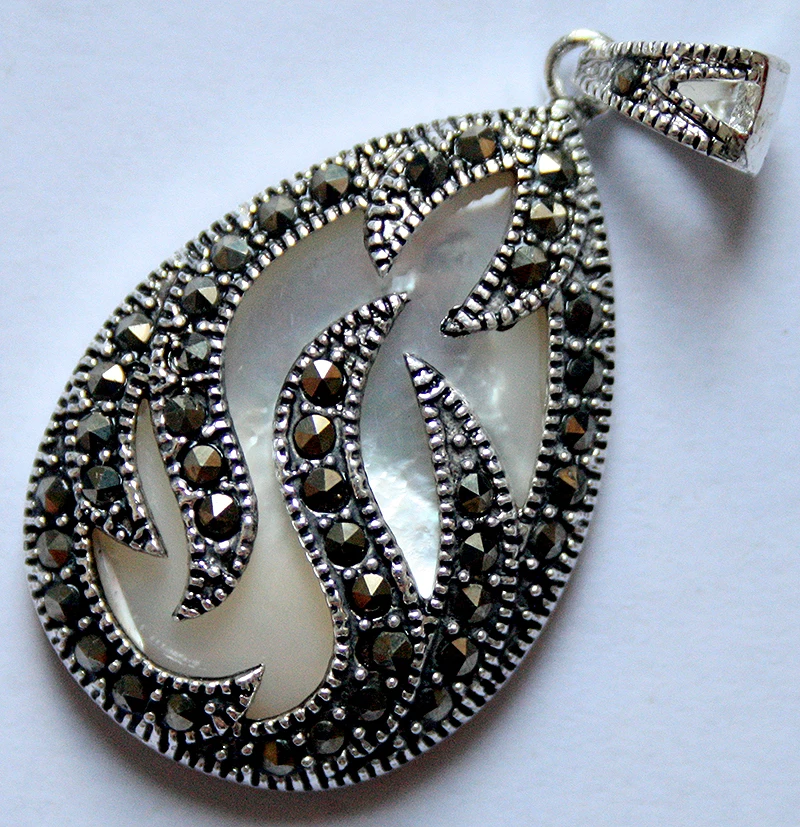 Серебро 925 пробы натуральный белый корпус инкрустация марказит КАПЛЕВИДНАЯ