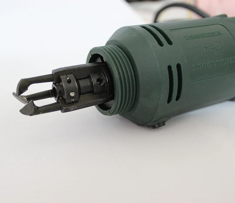 Электрическая машина для зачистки эмалированных проводов безопасная и надежная