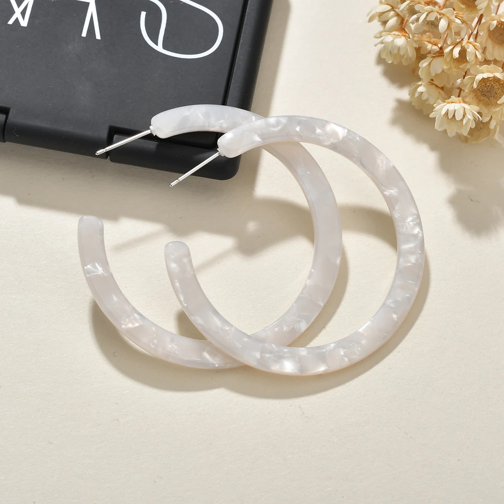 GEREIT Простые Ювелирные Изделия Красочные акриловые серьги с буквами C Форма