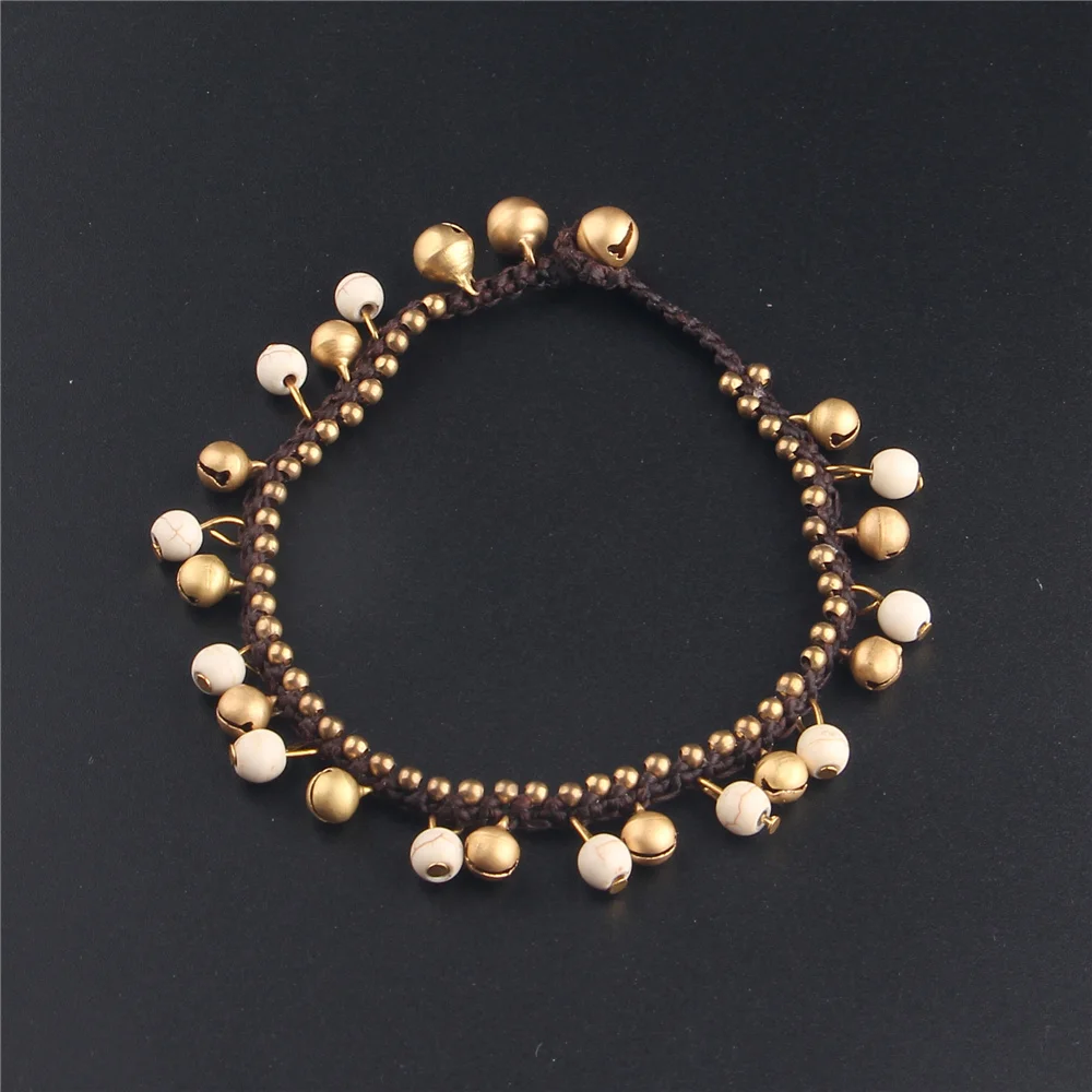 Женский браслет на лодыжку белый круглый из тайской латуни с бусинами и