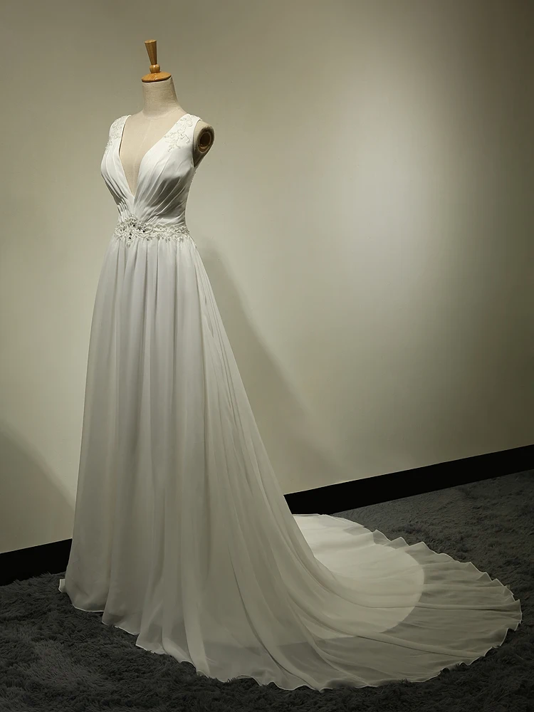 Сексуальное длинное формальное платье с треугольным вырезом жемчугом и бусинами